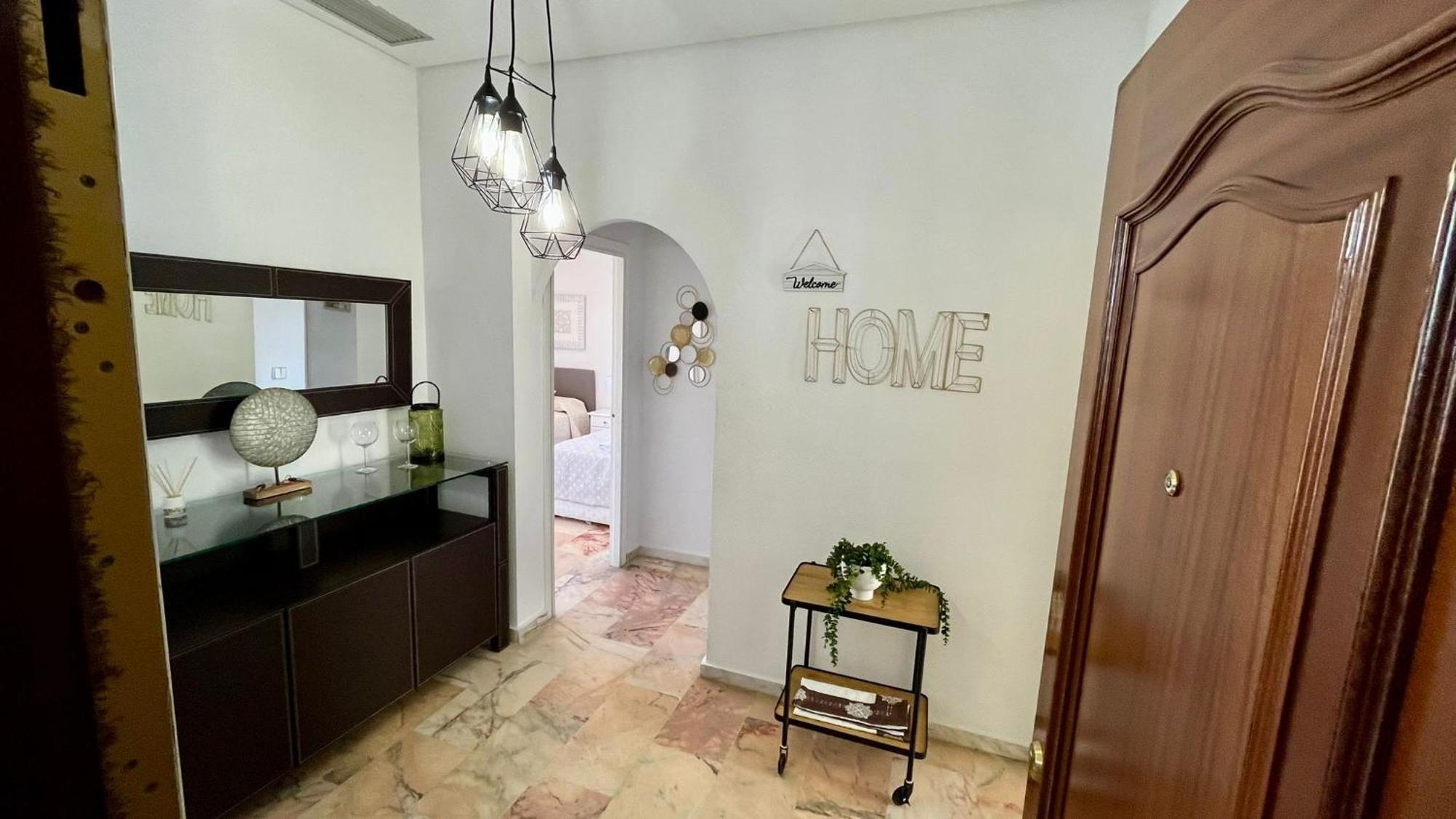 Atico En Yate Iv, Primera Linea Playa Apartment Фуeнхирола Екстериор снимка